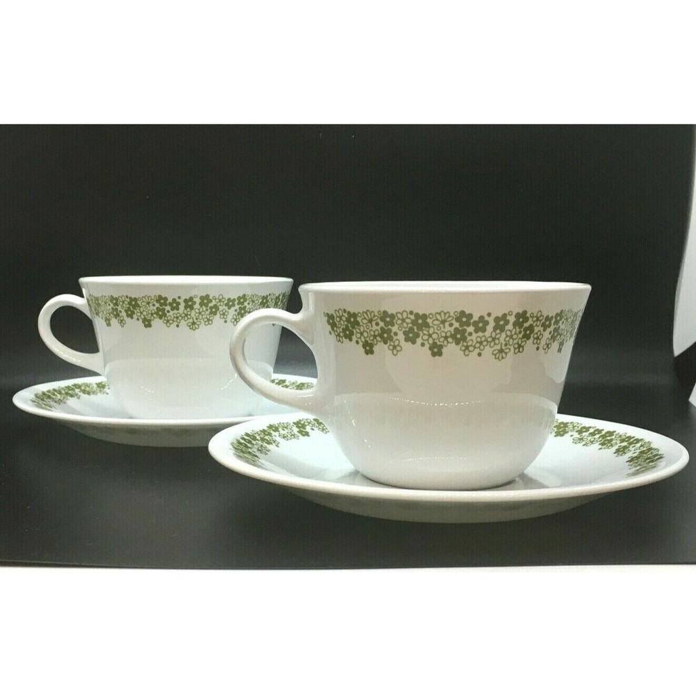 Corelle 2 Sets of Cups & Saucers SPRING BLOSSOM Green Crazy Daisy Closed Handle